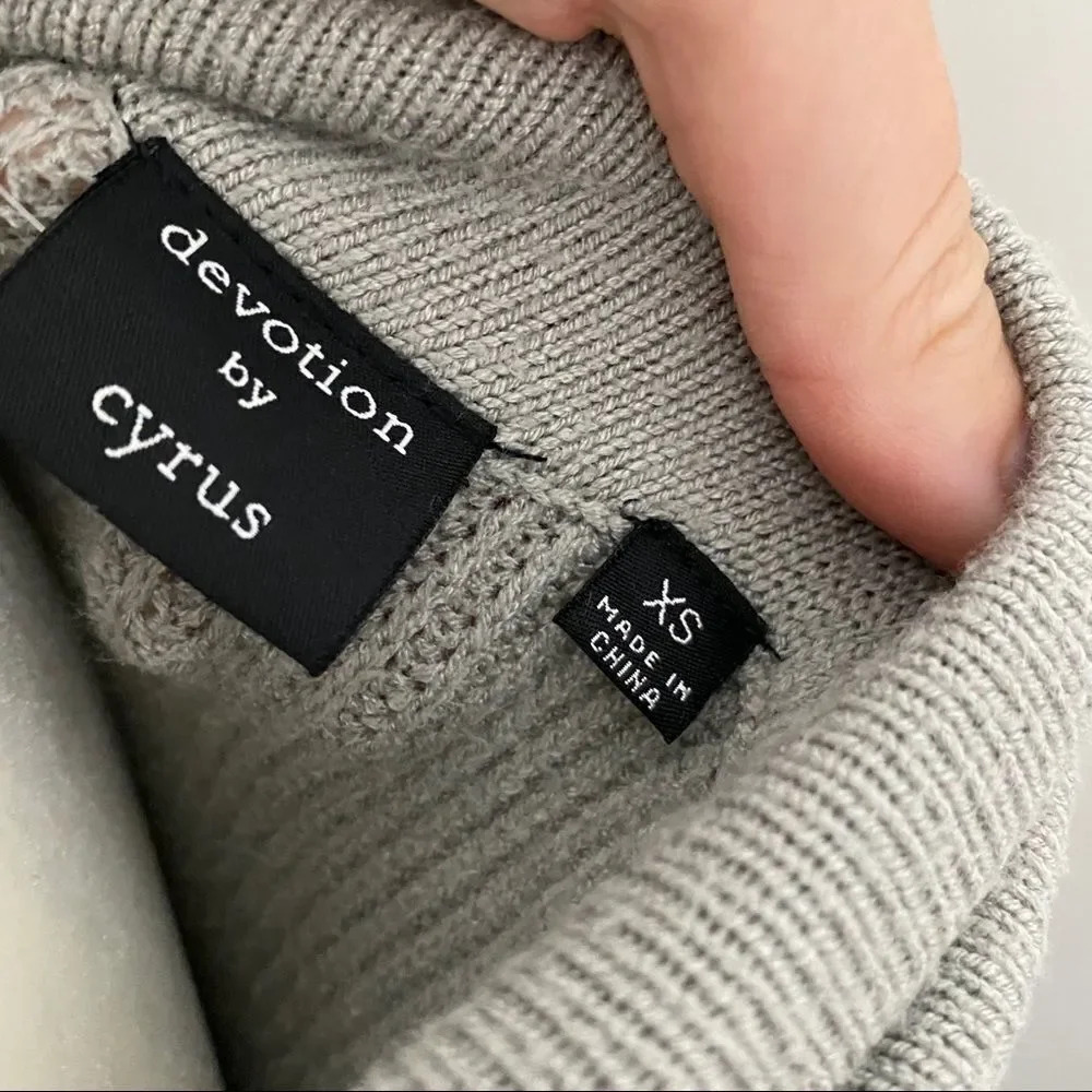 NWT Devotion by Cyrus Ribbed Turtleneck Sweater - Picture 9 of 12